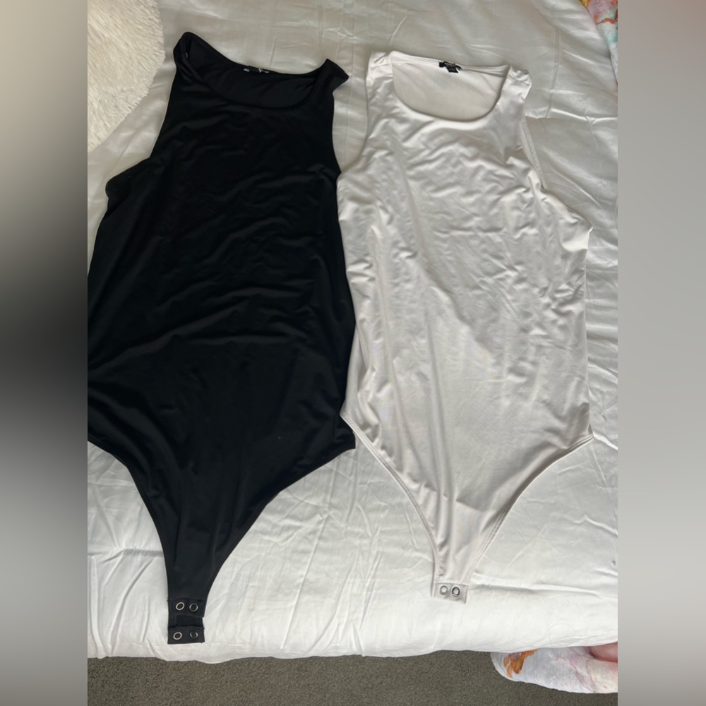Express Women’s black & white body suits size large (tank top bodysuit)